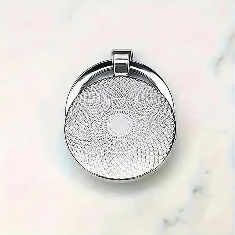 Stainless Steel ROSES Keyring Keychain Accessory - Picture 4 of 4